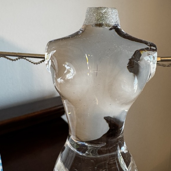 NOS S.S. Sarna Modern Bodice Resin Metal Stand Jewelry Display Organizer #4571 - Picture 4 of 9